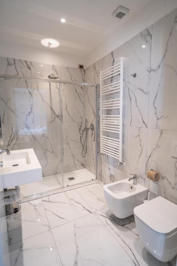 Hotel Globo Suite Sanremo Exterior foto