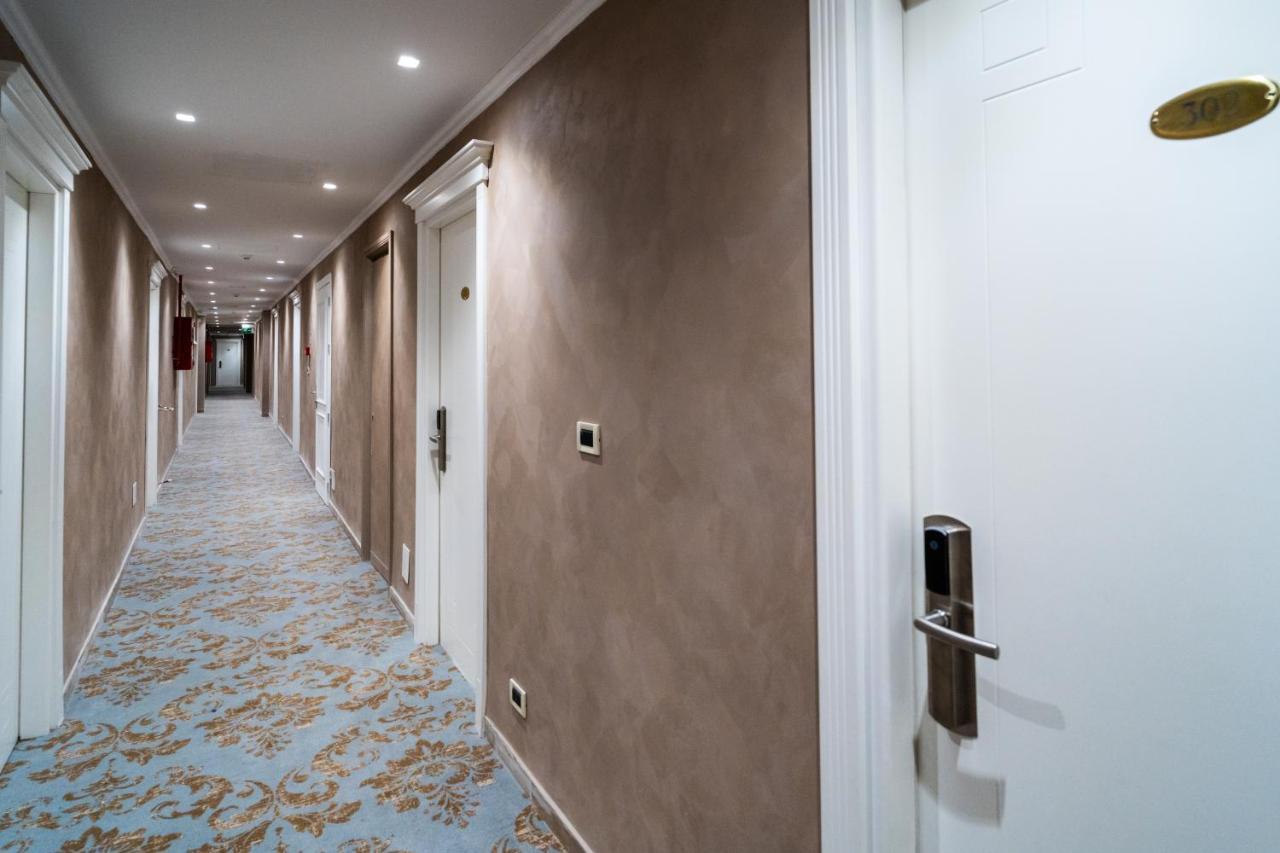 Hotel Globo Suite Sanremo Exterior foto