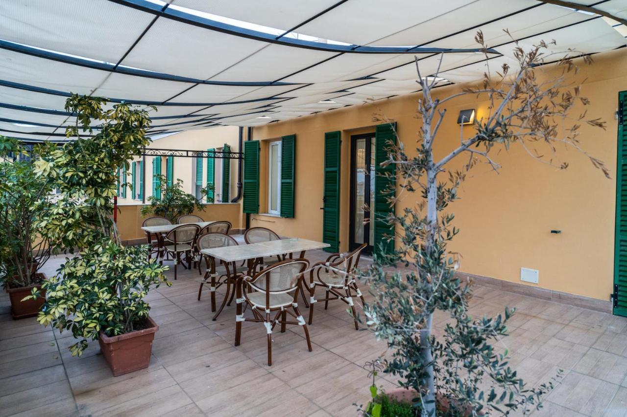 Hotel Globo Suite Sanremo Exterior foto